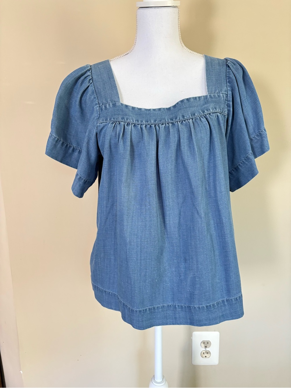 LOFT Light Blue Square Neck Chambray Puff Sleeve Top